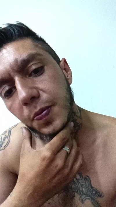 yeisonhotbogota live cam on Cam4