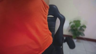 yelsha_29 live cam on Cam4