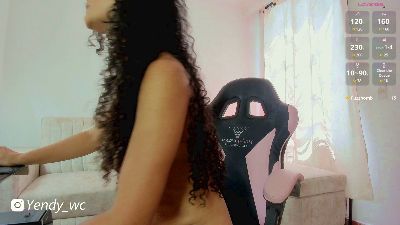 yendy_wc live cam on Cam4