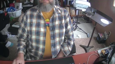 yesthisisme live cam on Cam4