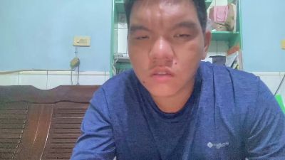 yiting523 live cam on Cam4