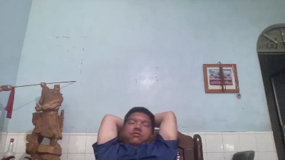 yiting523 live cam on Cam4