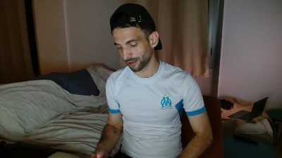 yo_funmarseille live cam on Cam4