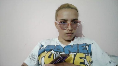 yoh4 live cam on Cam4