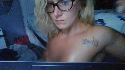 yomamabish live cam on Cam4