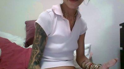 yomisma1 live cam on Cam4