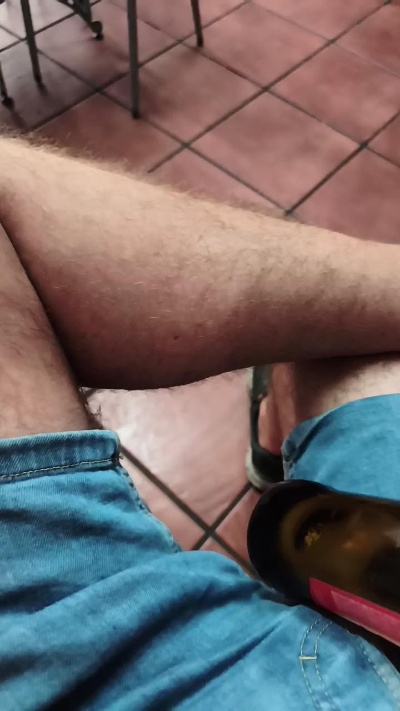 yorn69 live cam on Cam4