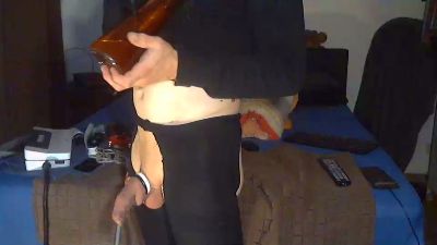 yoshi81 live cam on Cam4