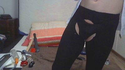 yoshi81 live cam on Cam4
