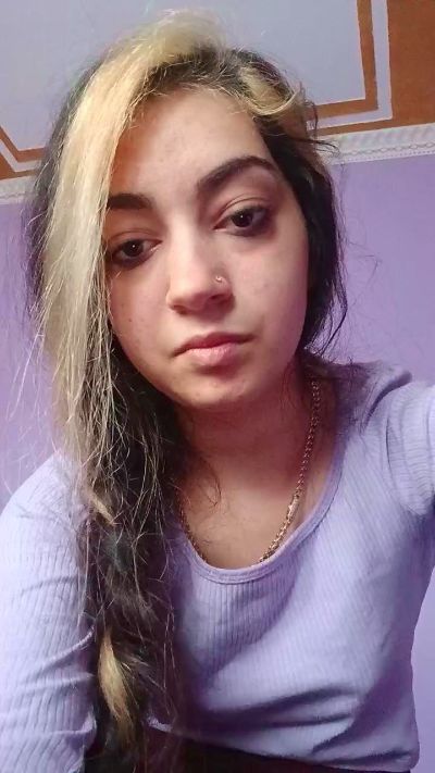 young6 live cam on Cam4