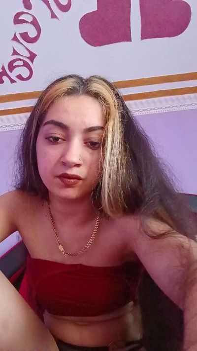 young6 live cam on Cam4
