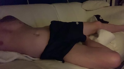 young_slut live cam on Cam4
