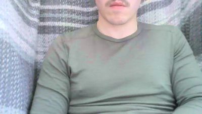 youngermilk live cam on Cam4