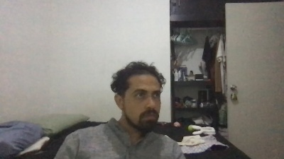 younghornyman21 live cam on Cam4