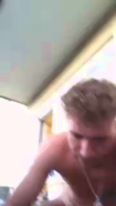 youngplayboymm live cam on Cam4