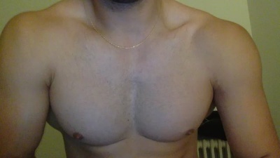 youngst8 live cam on Cam4