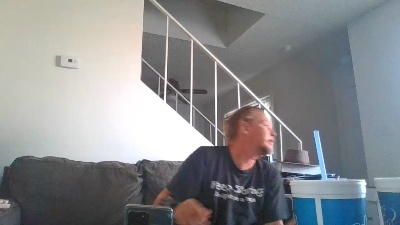 yourAwesomeness live cam on Cam4