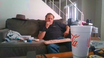yourAwesomeness live cam on Cam4
