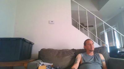 yourAwesomeness live cam on Cam4