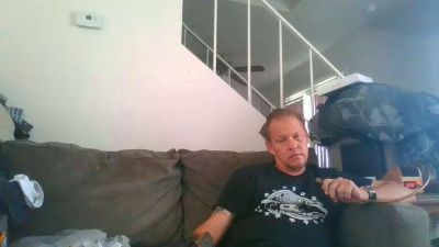yourAwesomeness live cam on Cam4