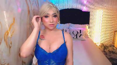 yourTsFantasy live cam on Cam4