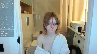 your_crystall live cam on Cam4