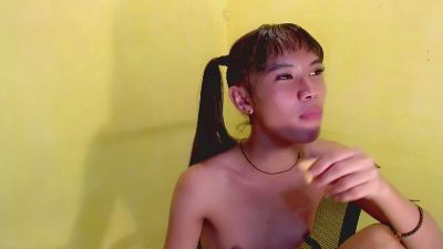 your_hotty_lux live cam on Cam4