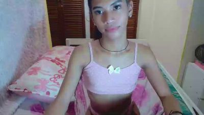 your_hotty_lux live cam on Cam4