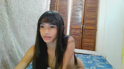 your_hotty_lux live cam on Cam4