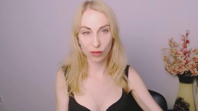 your_own_sun live cam on Cam4