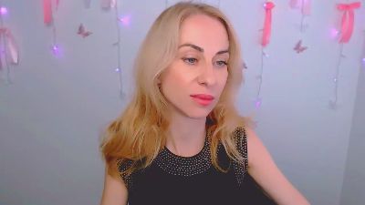 your_own_sun live cam on Cam4