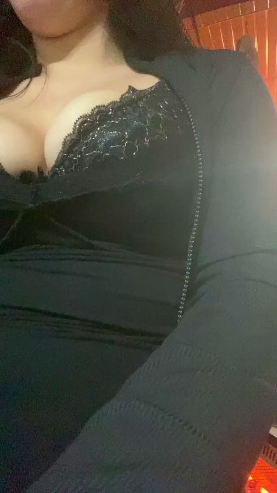 yourdevil666 live cam on Cam4