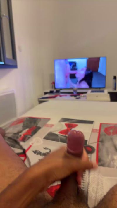 youuuadli34 live cam on Cam4