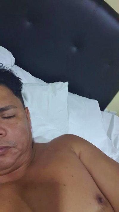 yovaxu2 live cam on Cam4