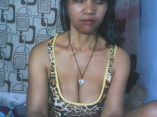 yrma_cool live cam on Cam4
