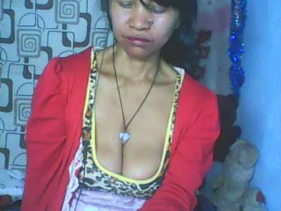 yrma_cool live cam on Cam4