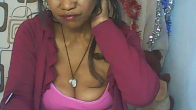 yrma_cool live cam on Cam4