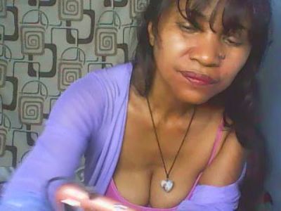 yrma_cool live cam on Cam4