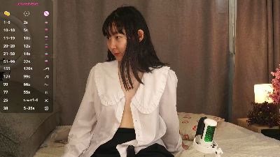 yui_yummy live cam on Cam4