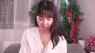yui_yummy live cam on Cam4