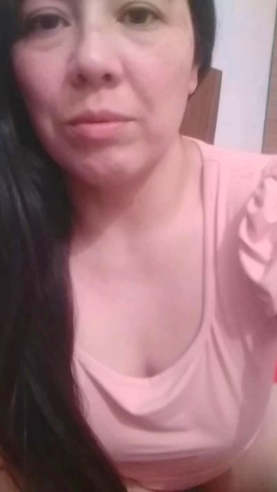 yumix19 live cam on Cam4