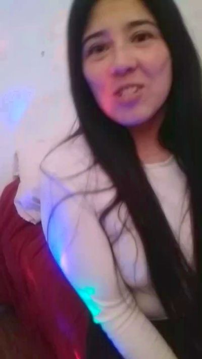 yumix19 live cam on Cam4