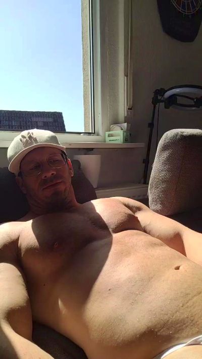 yumyum18 live cam on Cam4