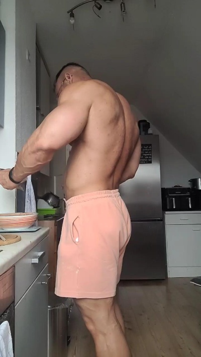 yumyum18 live cam on Cam4