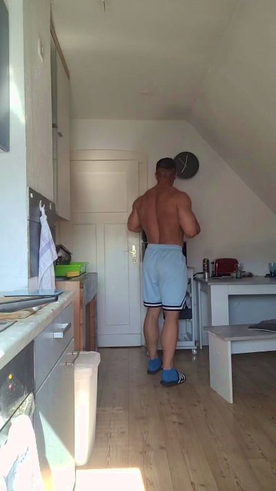 yumyum18 live cam on Cam4