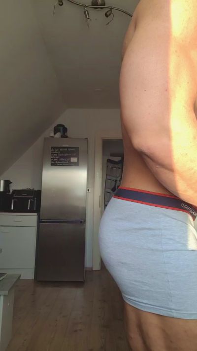 yumyum18 live cam on Cam4
