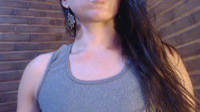 yvy_zotz live cam on Cam4