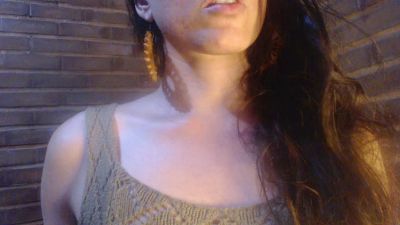 yvy_zotz live cam on Cam4