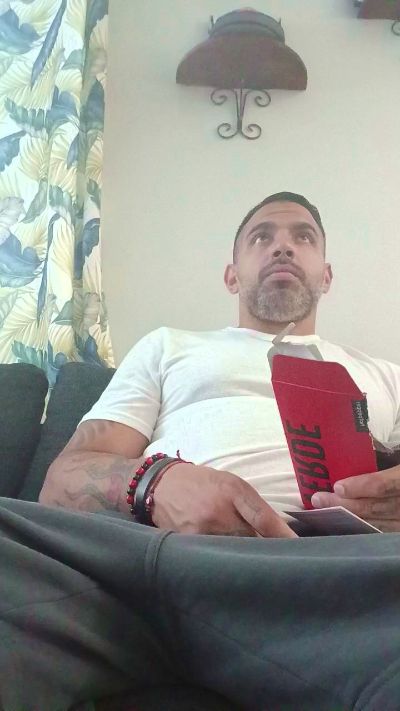 zadddddy002 live cam on Cam4