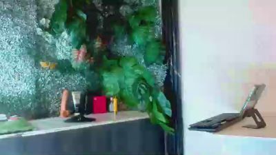 zammirra live cam on Cam4
